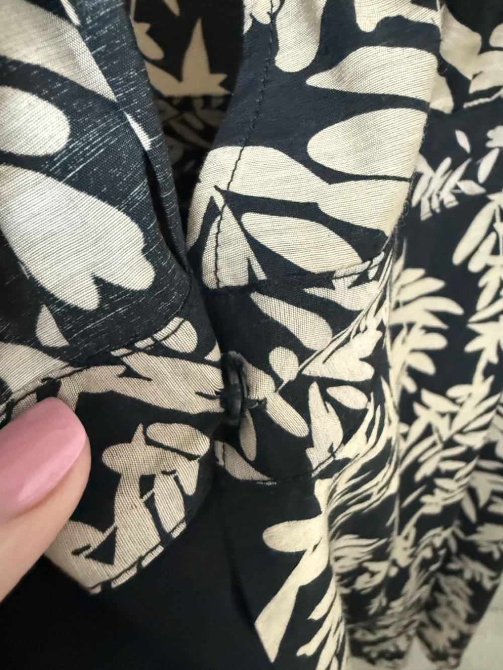NEW! ba&sh Tabby Wrap Dress Black & Beige Print Midi Length + ba&sh Tote - XS - Picture 17 of 17